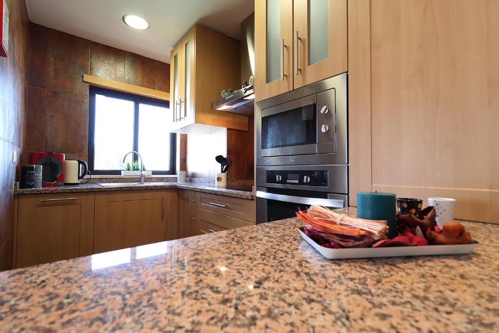 FIPH Vilarosa Red room 6